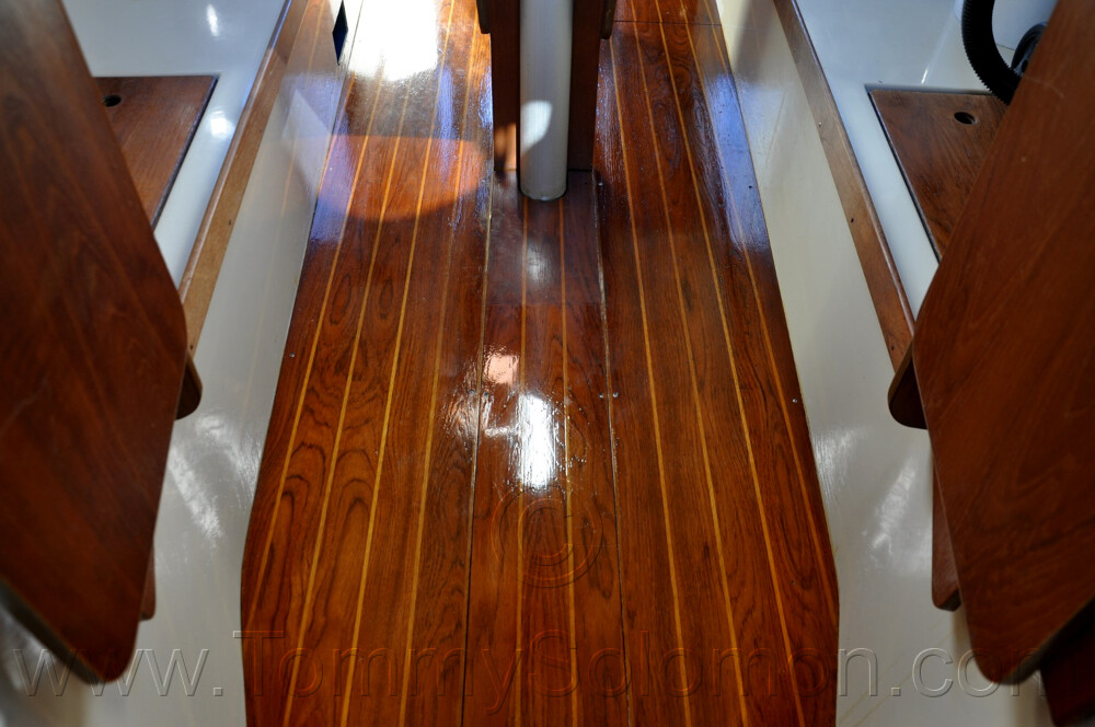 1984 Mirage 30 Bottom/Keel/Rudder/Electrical - 604