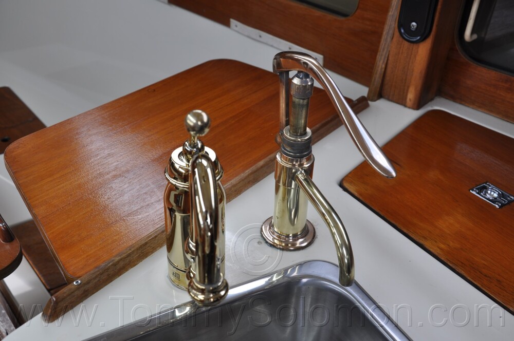 1984 Mirage 30 Bottom/Keel/Rudder/Electrical - 636