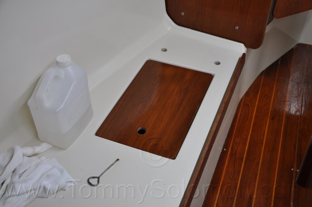 1984 Mirage 30 Bottom/Keel/Rudder/Electrical - 697