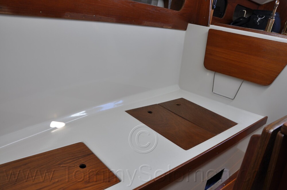 1984 Mirage 30 Bottom/Keel/Rudder/Electrical - 749