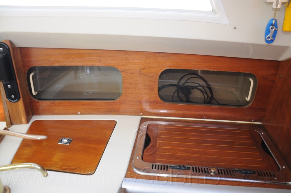 1984 Mirage 30 Bottom/Keel/Rudder/Electrical - 758