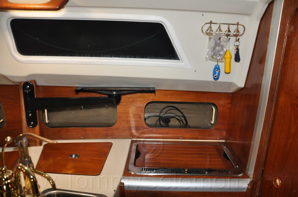 1984 Mirage 30 Bottom/Keel/Rudder/Electrical - 915
