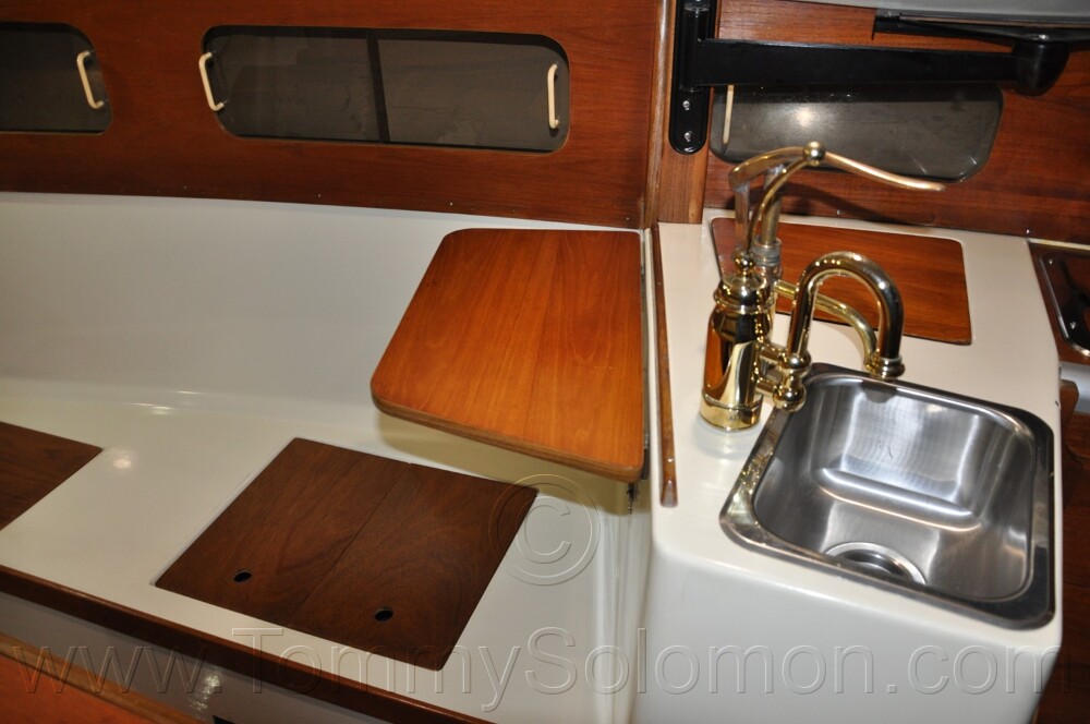 1984 Mirage 30 Bottom/Keel/Rudder/Electrical - 922