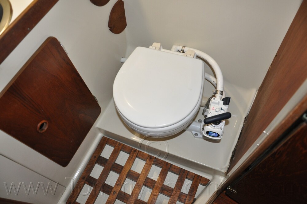 1984 Mirage 30 Bottom/Keel/Rudder/Electrical - 957
