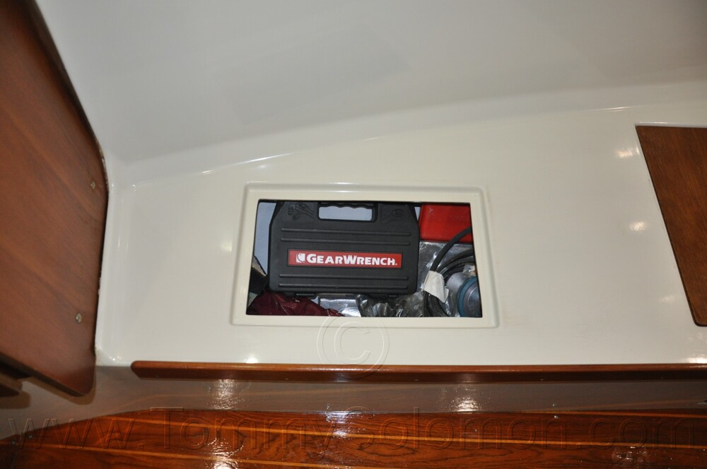 1984 Mirage 30 Bottom/Keel/Rudder/Electrical - 973