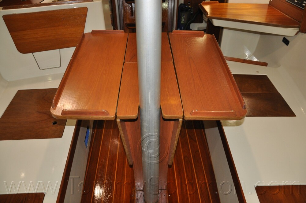 1984 Mirage 30 Bottom/Keel/Rudder/Electrical - 977