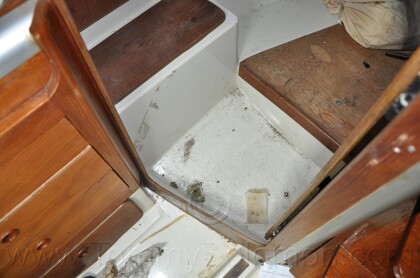1984 Mirage 30 Bottom/Keel/Rudder/Electrical - 201