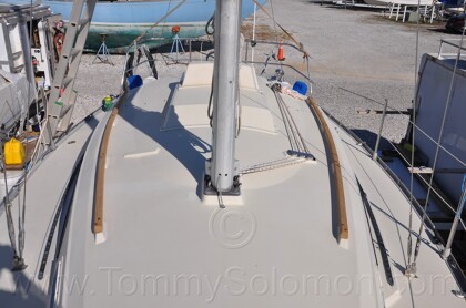 1984 Mirage 30 Bottom/Keel/Rudder/Electrical - 237