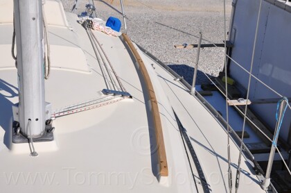 1984 Mirage 30 Bottom/Keel/Rudder/Electrical - 239