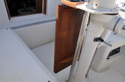 1984 Mirage 30 Bottom/Keel/Rudder/Electrical - 321