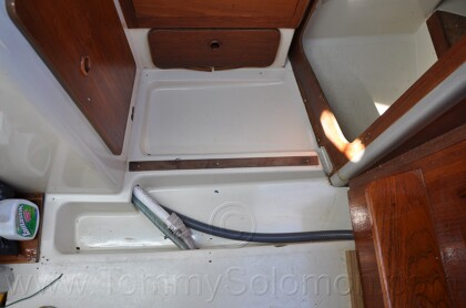 1984 Mirage 30 Bottom/Keel/Rudder/Electrical - 370