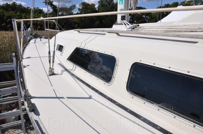 1984 Mirage 30 Bottom/Keel/Rudder/Electrical - 571