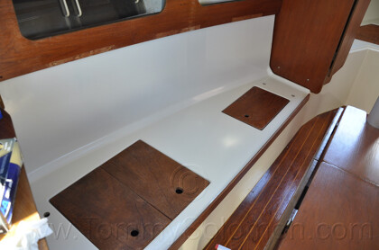 1984 Mirage 30 Bottom/Keel/Rudder/Electrical - 595