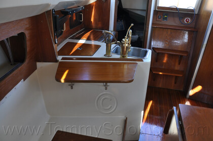 1984 Mirage 30 Bottom/Keel/Rudder/Electrical - 608