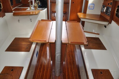 1984 Mirage 30 Bottom/Keel/Rudder/Electrical - 628
