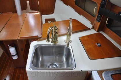 1984 Mirage 30 Bottom/Keel/Rudder/Electrical - 634