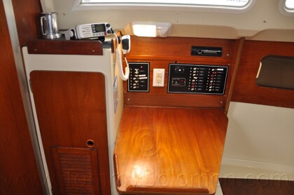 1984 Mirage 30 Bottom/Keel/Rudder/Electrical - 889