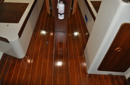 1984 Mirage 30 Bottom/Keel/Rudder/Electrical - 909