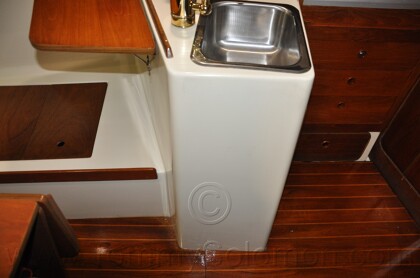 1984 Mirage 30 Bottom/Keel/Rudder/Electrical - 921