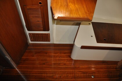 1984 Mirage 30 Bottom/Keel/Rudder/Electrical - 925