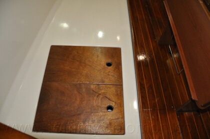 1984 Mirage 30 Bottom/Keel/Rudder/Electrical - 928