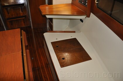 1984 Mirage 30 Bottom/Keel/Rudder/Electrical - 938