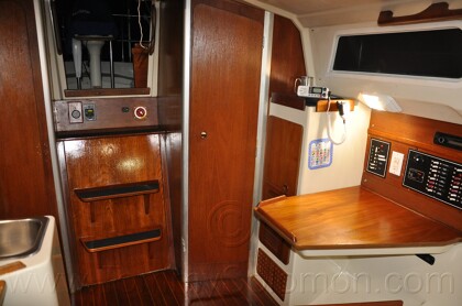 1984 Mirage 30 Bottom/Keel/Rudder/Electrical - 954