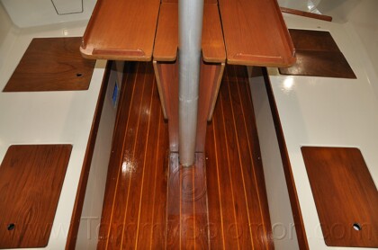 1984 Mirage 30 Bottom/Keel/Rudder/Electrical - 981