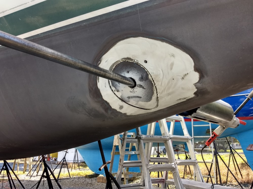 1999 Beneteau 38 Oceanis Bow Thruster Tube Install - 14