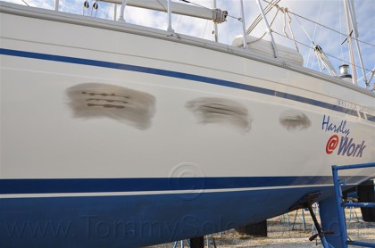 Bavaria 34 - Cosmetic Gel-Coat Repair - 1