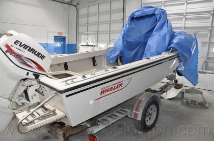 Boston Whaler Outrage-17 Fuel Bed - 5