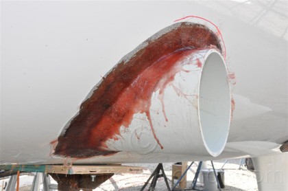 Bow Thruster Jeanneau 42-DS Install - 11