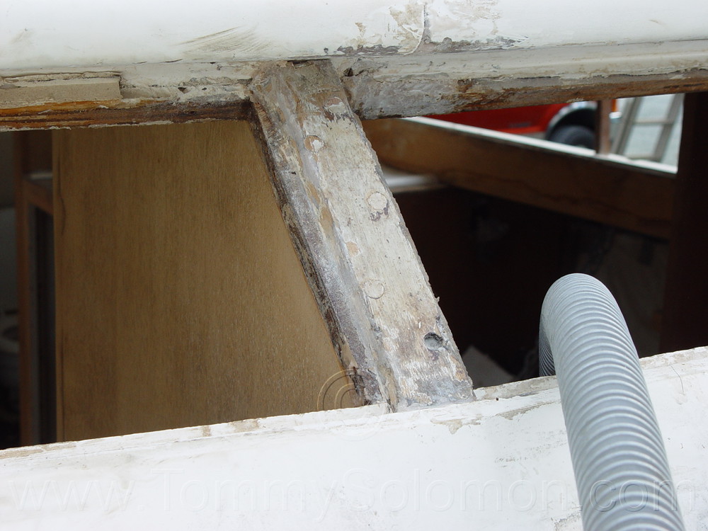 66 Chris Craft Roamer, Aluminum hull RXP 37-2509-R - 40