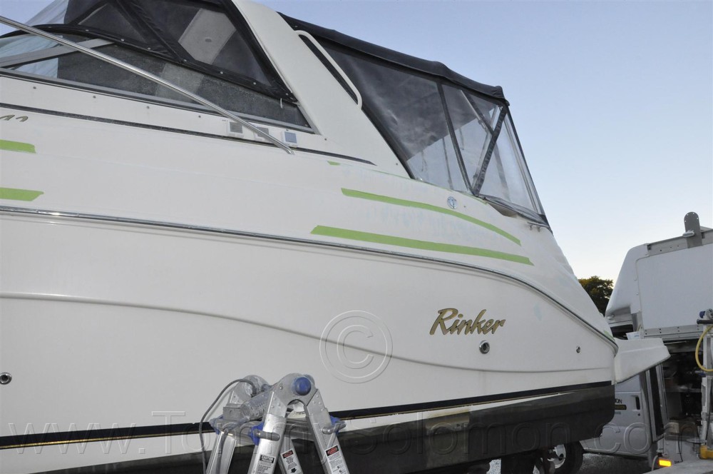 Rinker 342 Fiesta Vee - 14